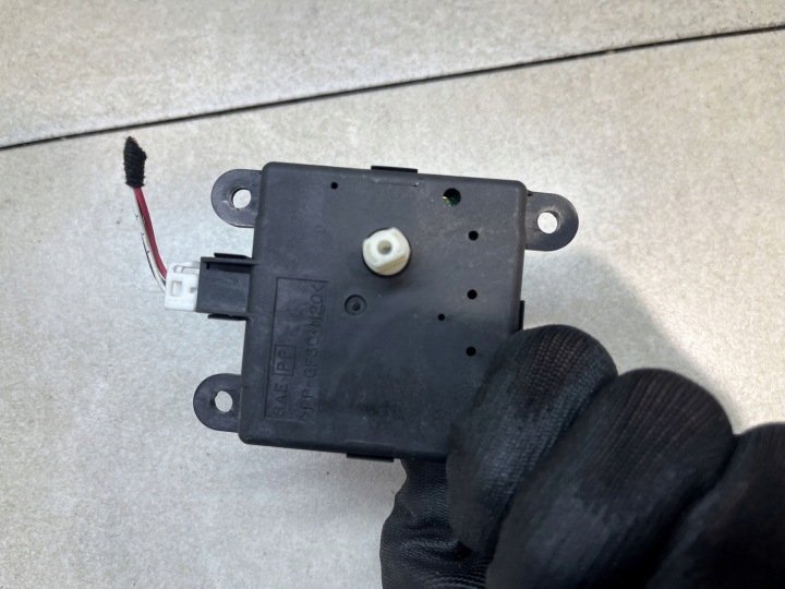 PETIT MOTEUR RÉCHAUFFEURS LAGUNA III 2.0 DCI 52410555 A24851A8400001