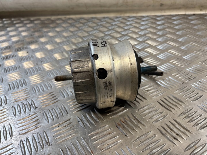AUDI OE 4F0199379L LOZYSKOWANIE MOTEUR