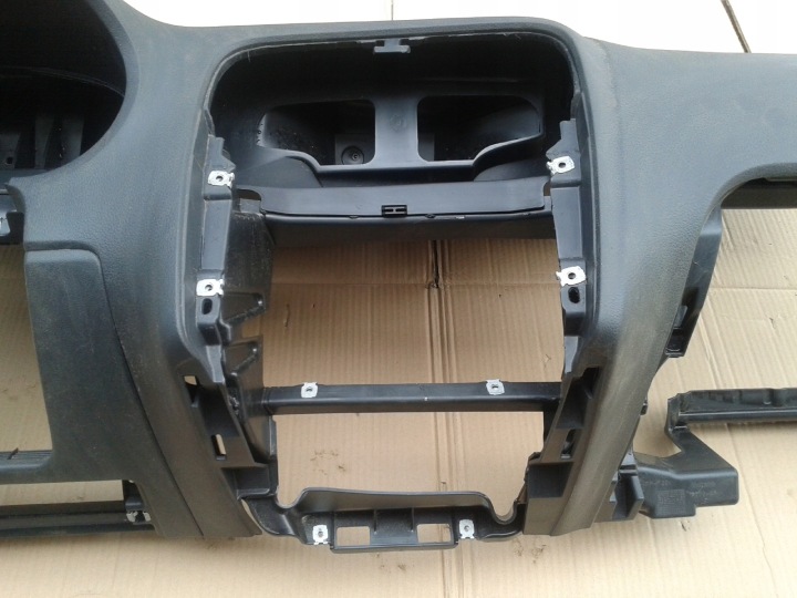 TABLEAU DE BORD CONSOLE VW POLO 5 V 6R0 6C 09-17 6R1857001 AS