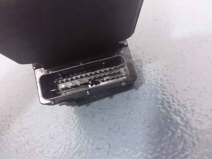 OPEL OMEGA B 2.5B V6 POMPE ABS ESP 0265220427 9127952