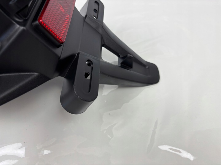 FIXATION CADRE DE PLAQUE D'IMMATRICULATION YAMAHA TRACER 900 GT 2022-