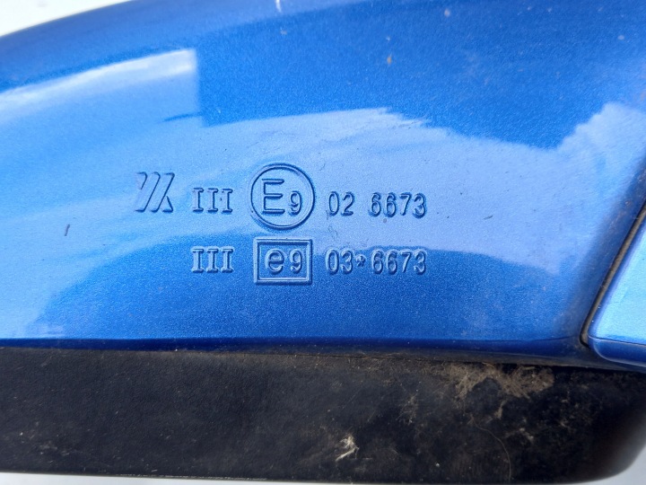 MOKKA A 13R RÉTROVISEUR DROIT E9026673 ANGLAIS