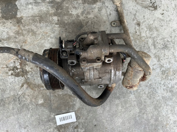 COMPRESSEUR DE CLIMATISATION COMPRESSEUR MERCEDES W124 0031317001 260E 300E 300CE