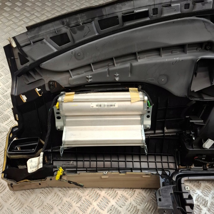 TABLEAU DE BORD COCKPIT MERCEDES-BENZ R (W251, V251) A2518600805 32803017