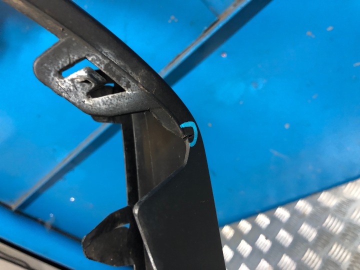 BMW X3 II F25 DOUBLURE DIFFUSEUR PARE-CHOCS AVANT AVANT 7210441 PDC