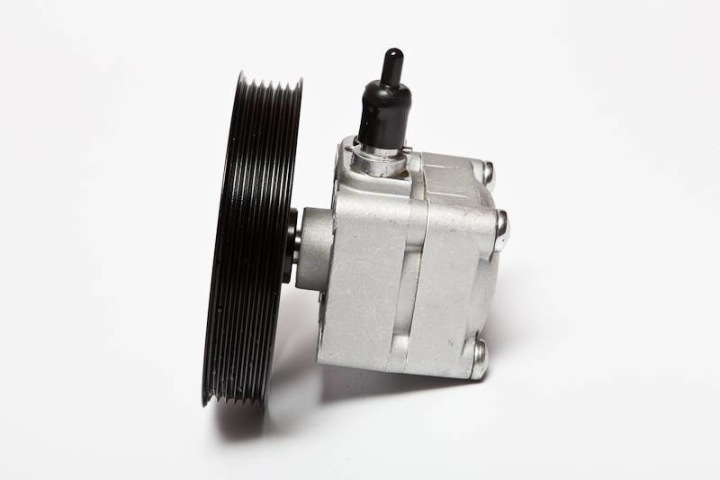 POMPE AMPLIFICATEUR VOLVO S80 I T5 AWD 00-03