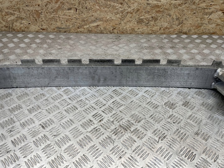 POUTRE SOUS PARE-CHOCS ARRIÈRE 7387334 BMW G30 G31
