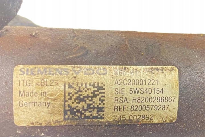 MOULURE INJECTION RENAULT MEGANE II (BM0/1_, CM0/1_) 8200579287 1.5L DIESEL