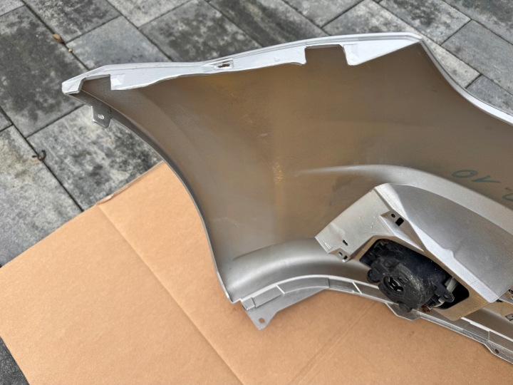 PARE-CHOCS AVANT OPEL TIGRA B II ORIGINAL NON KLEJONY