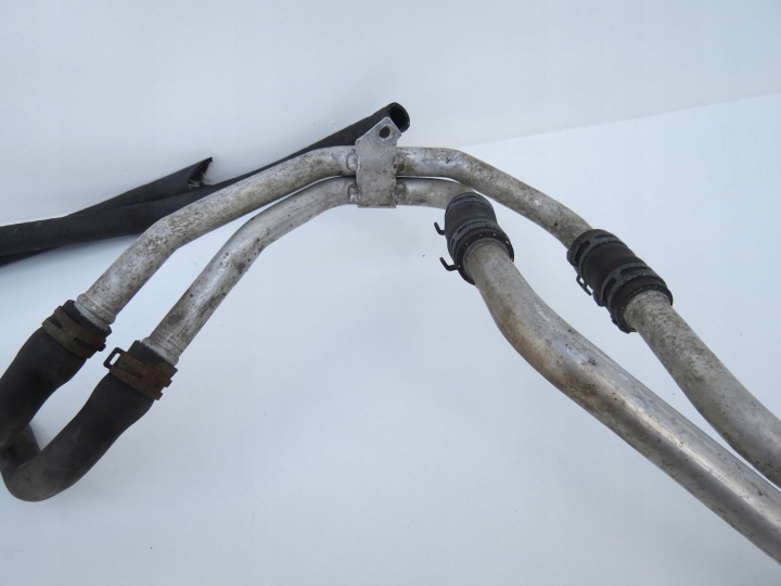 POMPE CONDUITES DE DÉRIVATION TUYAUX CIRCULATION EAU PORSCHE CAYENNE I 4.5 V8 7L5 9PA 7L0965561H
