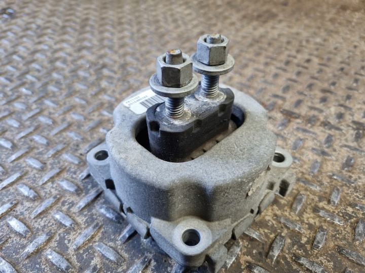 JEEP GRAND CHEROKEE 2020 FIXATION POIGNÉE BOÎTE DE VITESSES