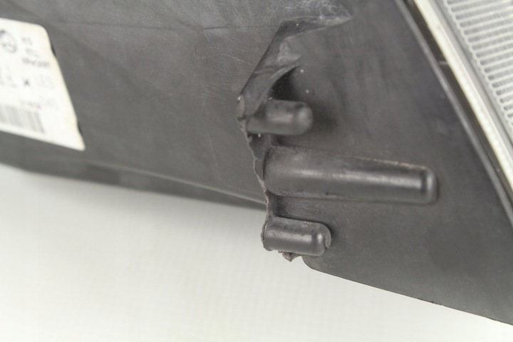 PHARE GAUCHE GAUCHE AVANT SKODA SUPERB II LIFT 13-15 UK 3T2941015F