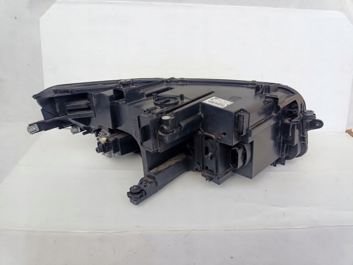 VW TIGUAN II LIFT PHARE GAUCHE AVANT COMPLET LED 5NB941035G