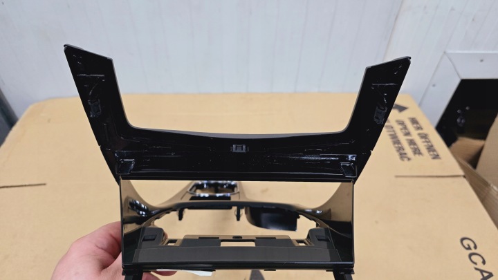 FORD MONDEO MK4 07-10 CHÂSSIS TUNNELS NOIRE ALUMINIUM PIANO NOIR TITANIUM AVEC