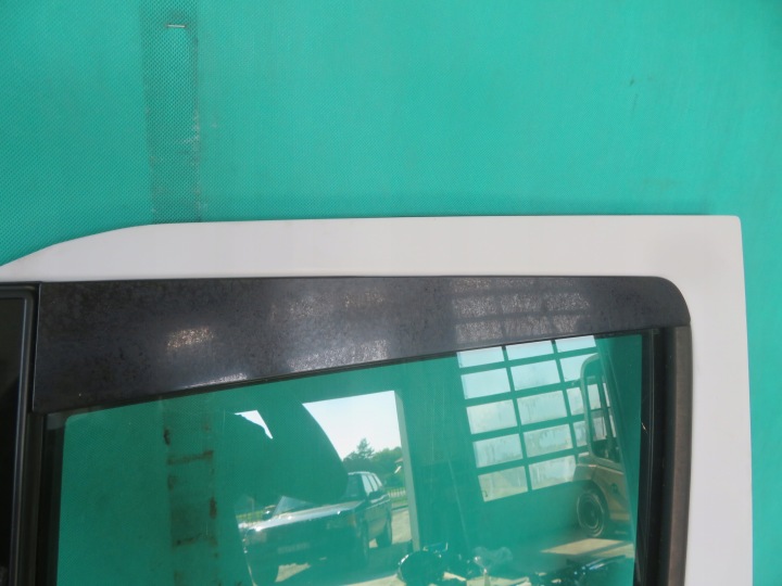 PORTES GAUCHE AVANT IVECO DAILY