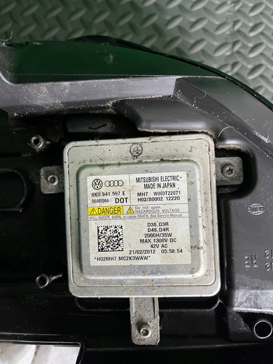 AUDI A6 4G PHARE DROITE BI XÉNON LED NON RÉGULÉE