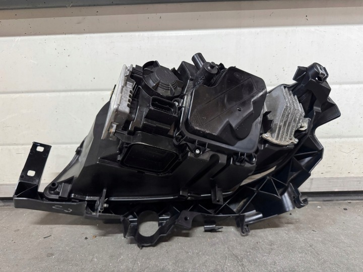 BMW 3 E90 E91 BI XÉNON GAUCHE DROITE PHARE LIFT NIESKRETNE