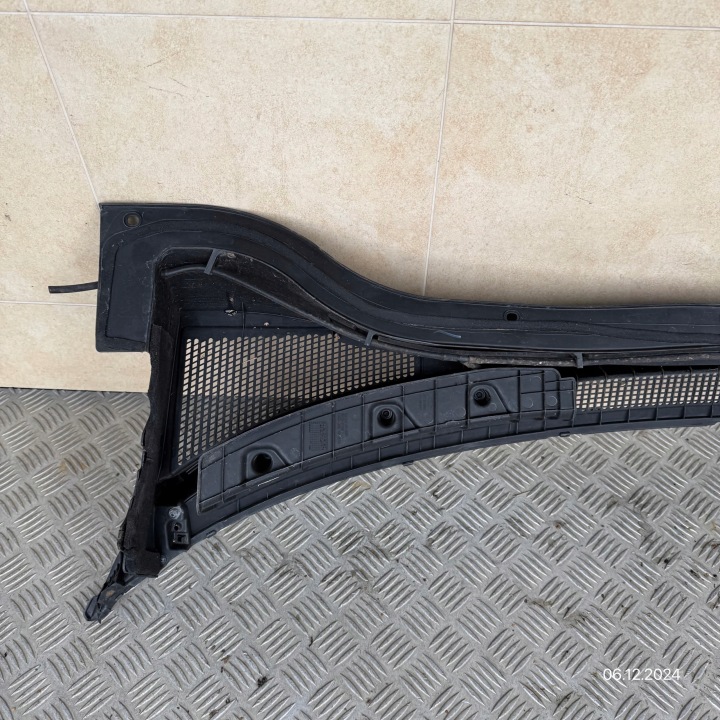 DOUBLURE DE PASSAGE DE ROUE COMPLET HYUNDAI TUCSON II 86158-D7000