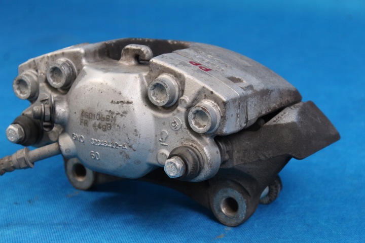 AUDI A6 C7 LIFT ÉTRIER DE FREIN AVANT DROIT DISQUES 320M 16R 4G0615124C