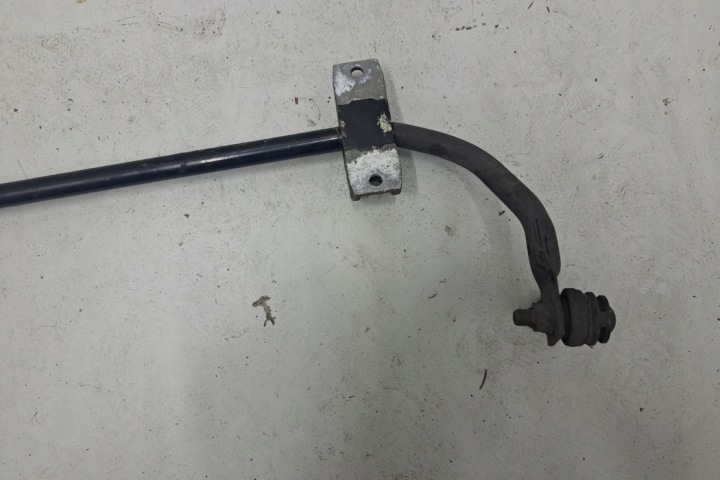 STABILISATEUR ARRIÈRE BMW 7 (G11, G12) 6861457 2017