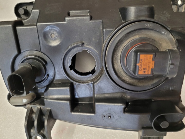 VW VOLKSWAGEN SCIROCCO 1K8 LIFT PHARES ANTIBROUILLARD GAUCHE PHARE ANTIBROUILLARD 192279 OE
