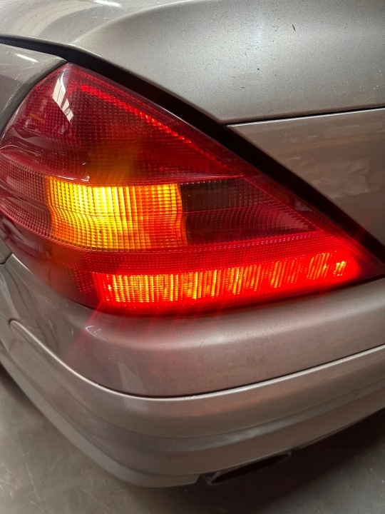 PHARE GAUCHE ARRIÈRE GAUCHE ARRIÈRE MERCEDES SL R230, W230 ZU ORIGINAL