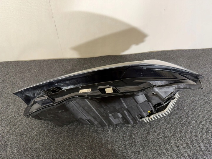 JAGUAR F-PACE XF X260 X761 LIFT 20- MID II 2 PHARE GAUCHE GAUCHE AVANT L250