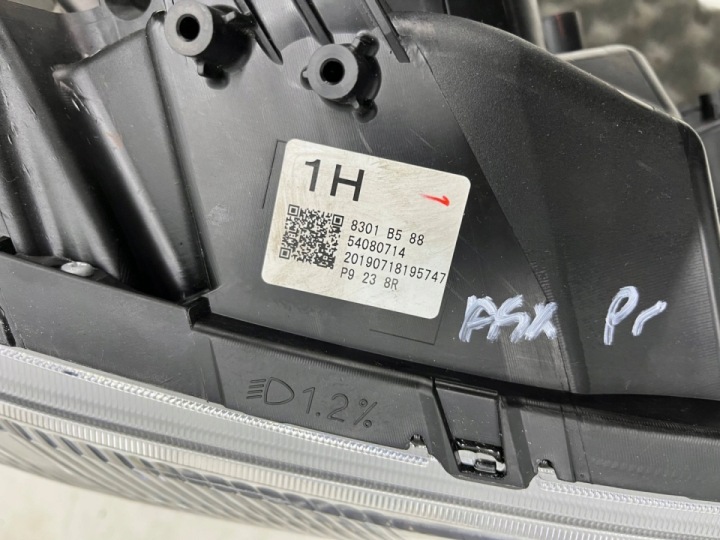 PHARE PROJECTEUR MITSUBISHI ASX OUTLANDER SPORT 10-19R. NEUF DROIT AVANT EUROPE