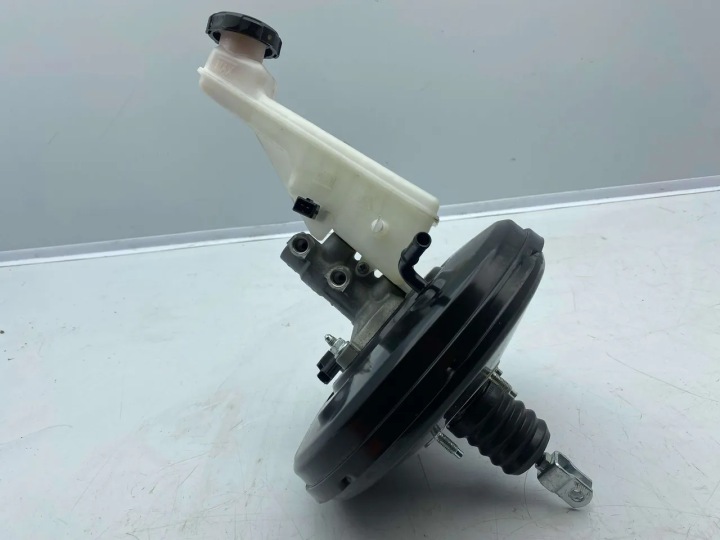 KIA STONIC BOOSTER SERVO FREINS AVEC GLOWNYM CYLINDREM MILD HYBRID 58500H8780