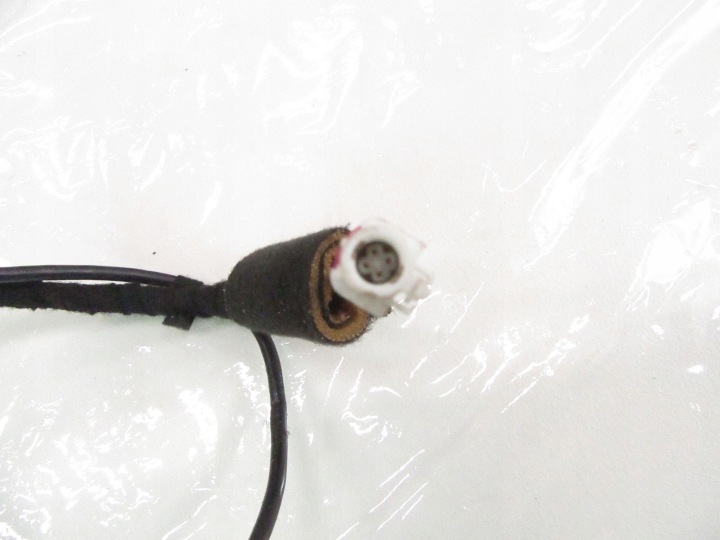 PRISE USB FIL HSD BMW E60 E70 E84 E88 E90 E91 F01 F10 F11 F13 F25 26