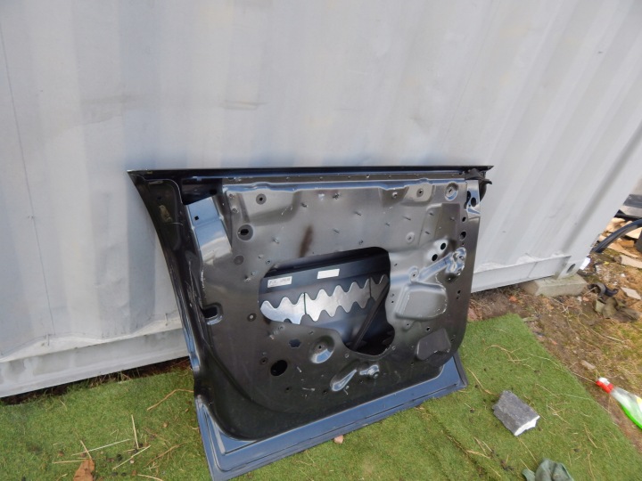 PORTES AVANT GAUCHE ASTON MARTIN DBX MY83-973624-AB ORIGINAL