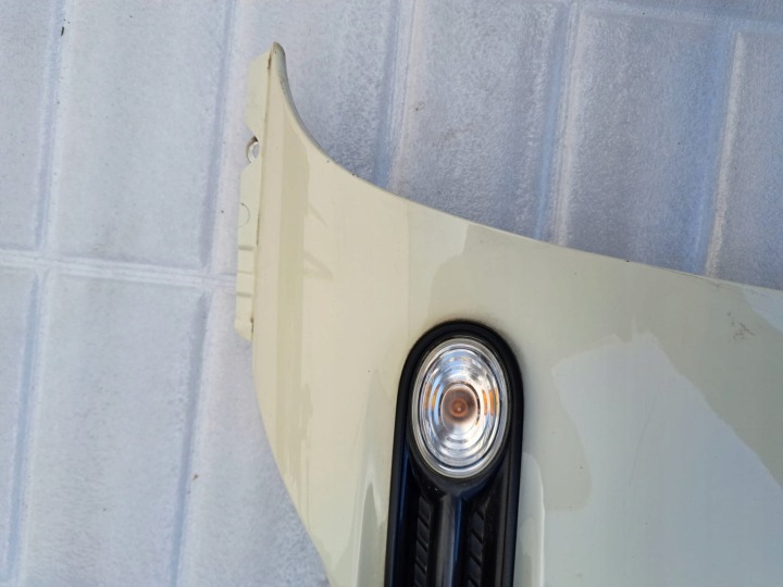 MINI COOPER R56 AILE GAUCHE AVANT AVANT D1319
