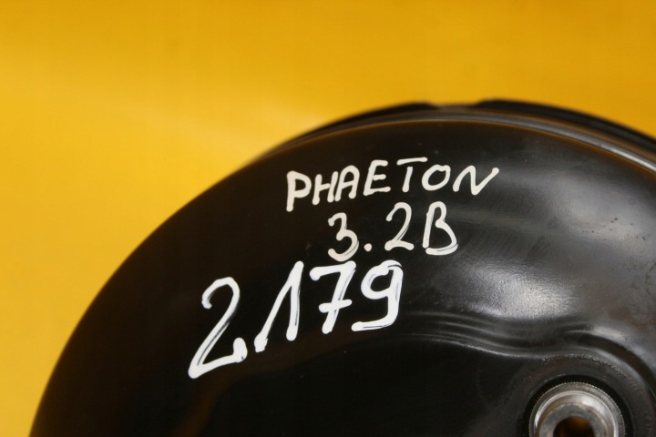 SERVO FREIN PHAETON 3D0612105F