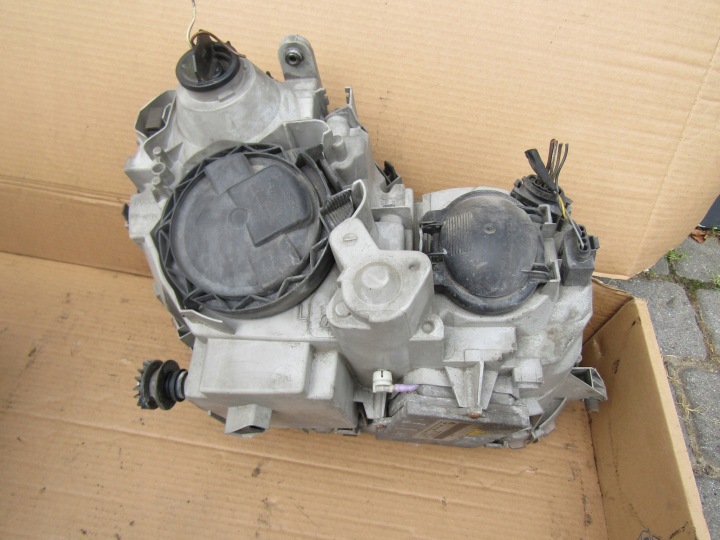 1 MERCEDES W203 00-04 XÉNON PHARE GAUCHE DROITE COMPLÈTE XÉNON CONVERTISSEUR
