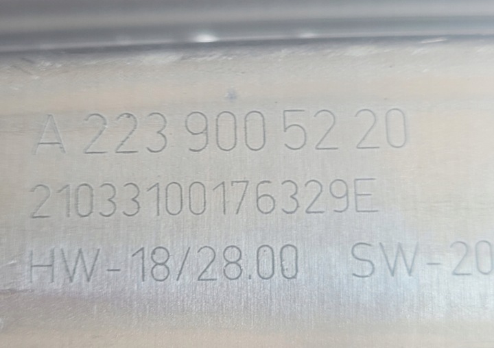 MERCEDES MODULE CONVERTISSEUR LED A2239005120