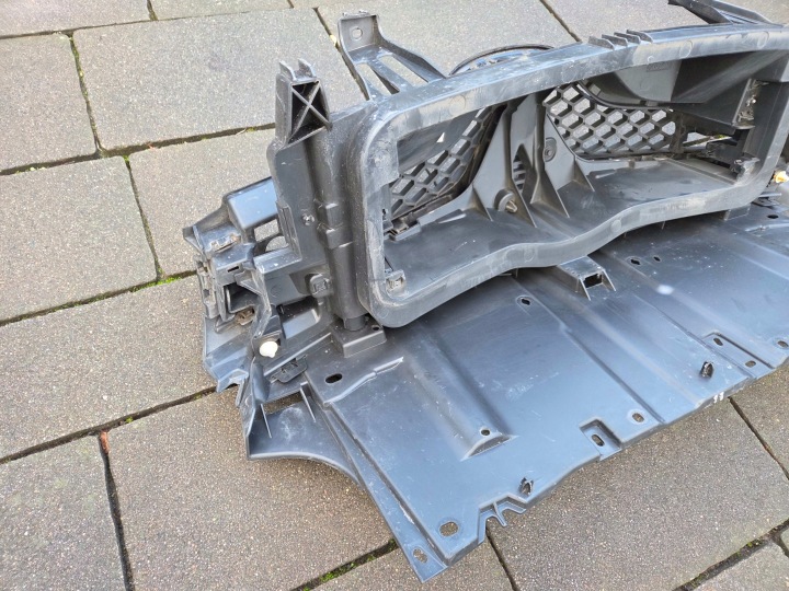 RENAULT TWINGO III AVANT LIFT CALANDRE AVANT CHROME ORIGINAL 14-2018