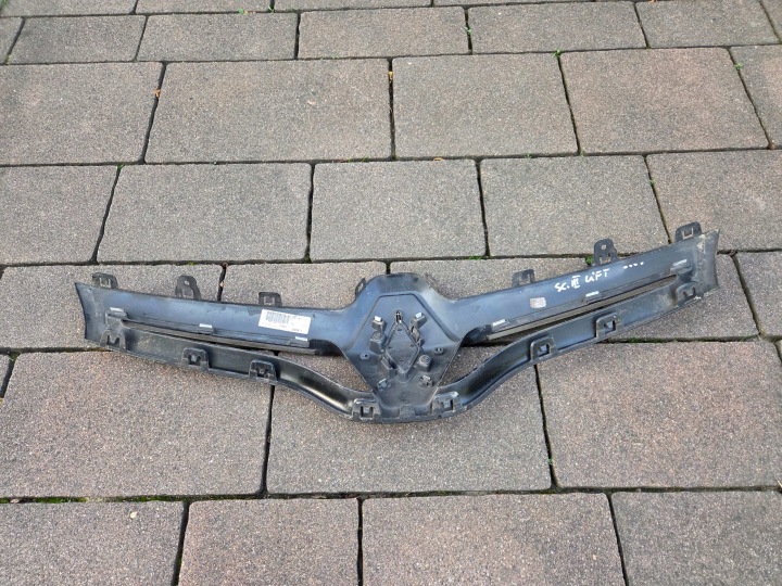 RENAULT SCENIC III LIFT CALANDRE AVANT CHROME 620783747R 13-2016