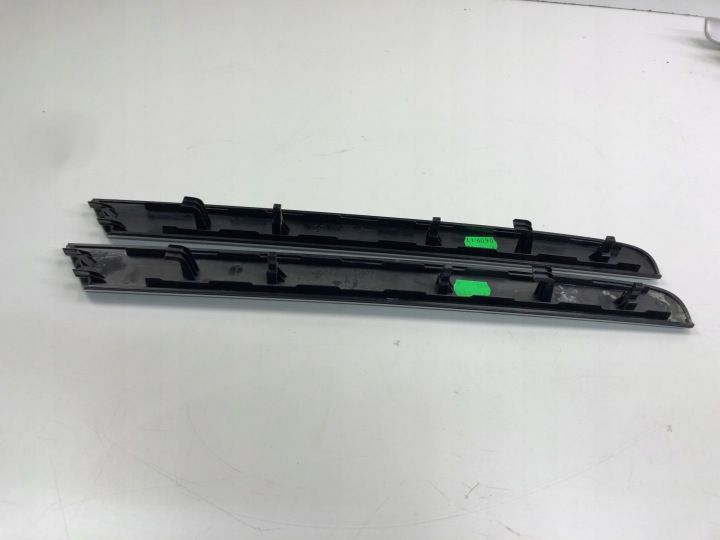 VW SHARAN MOULURE DÉCOR PORTES GAUCHE AVANT 7N0867439