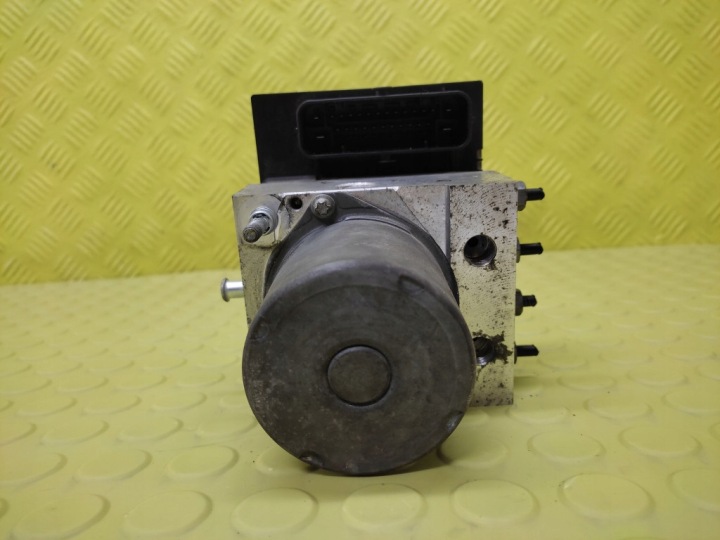 CITROEN C5 III POMPE ABS 0265230495