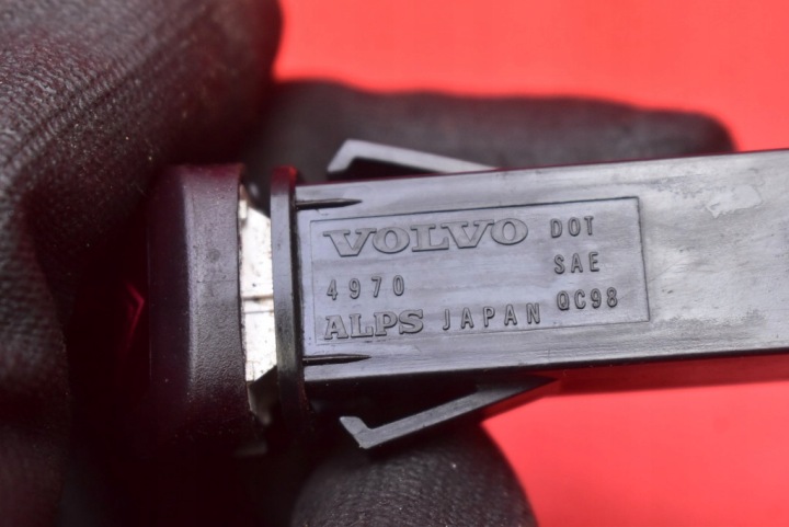 COMMUTATEUR FEUX D'URGENCE 30739319 VOLVO XC90 1 I 02-06