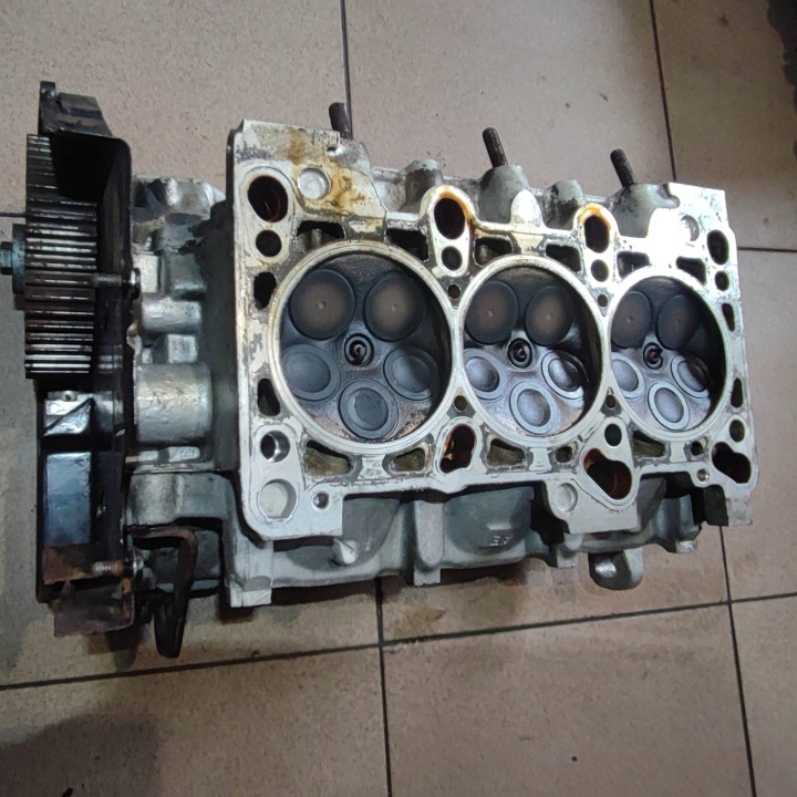 CULASSE GAUCHE AUDI A6 C5 2.7 BT BI TURBO