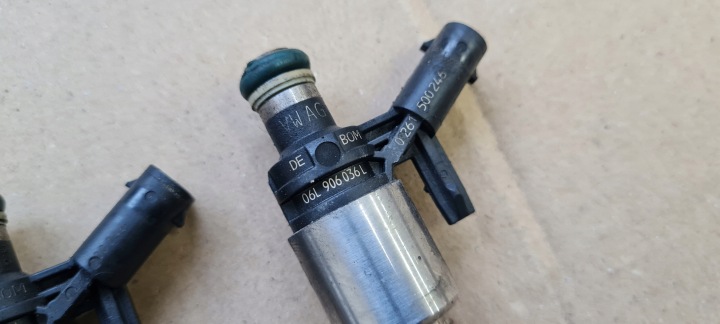 S3 8V BERLINE A3 INJECTEUR INJECTEUR 2.0 TFSI 06L906036L GOLF VII VW