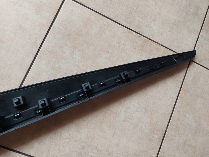 MOULURE PORTES GAUCHE AVANT RENAULT CLIO IV 12-20