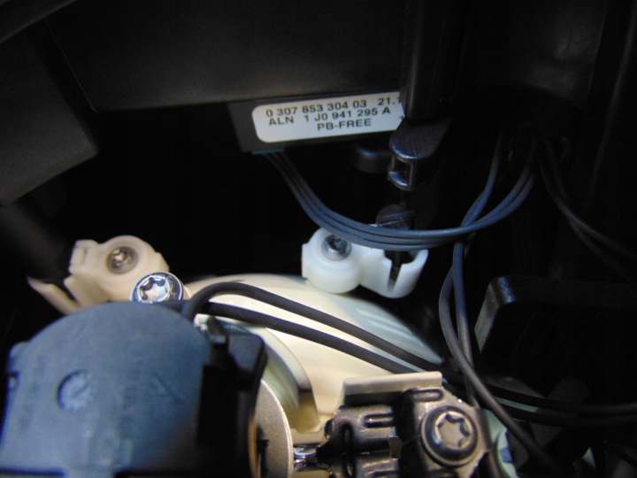 VW TIGUAN II 5NB PHARE ORDINAIRE GAUCHE AVANT 5NB941005B