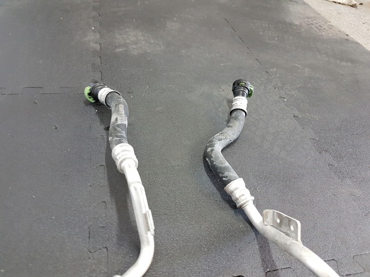 BMW M3 M4 G80 G82 CONDUITES DE DÉRIVATION HUILEUX BOÎTE DE VITESSES