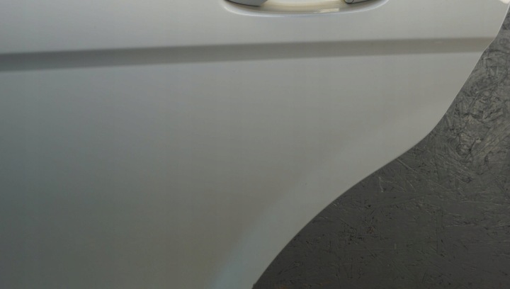 MERCEDES W204 PORTES GAUCHE ARRIÈRE (D2156)