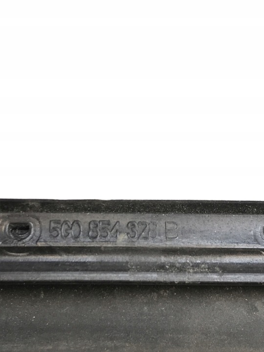 MOULURE RACLOIR JOINT D'ÉTANCHÉITÉ DROITE VW GOLF VII 5G0854328B