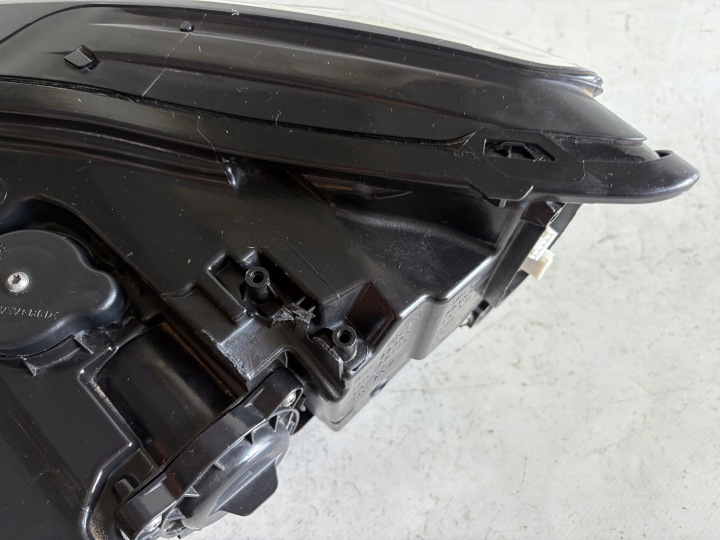 SEAT TARRACO 5FJ PHARE DROITE AVANT DROIT AVANT COMPLET LED 5FJ941008J