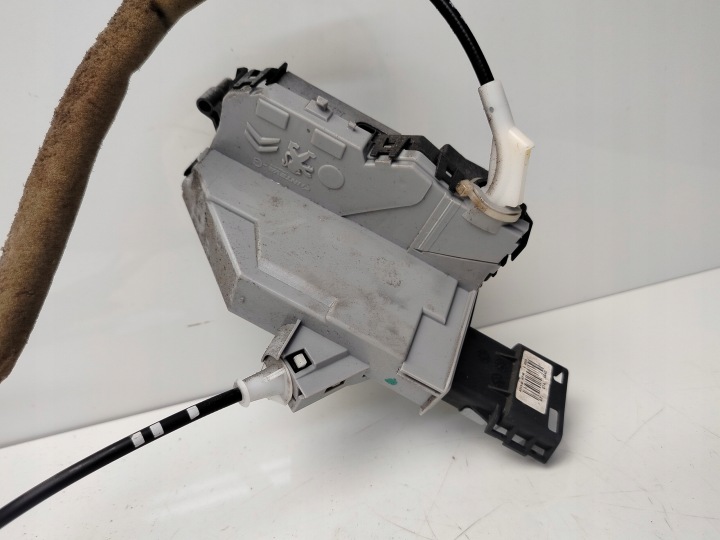 PEUGEOT PARTENAIRE III LIFT 12R- SERRURE DE PORTE COULISSANTS LATÉRALES GAUCHE 828417