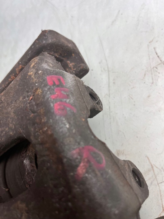 BMW 3 E46 2000CM3 DIESEL ÉTRIER DE FREIN DE FREIN AVANT 73737